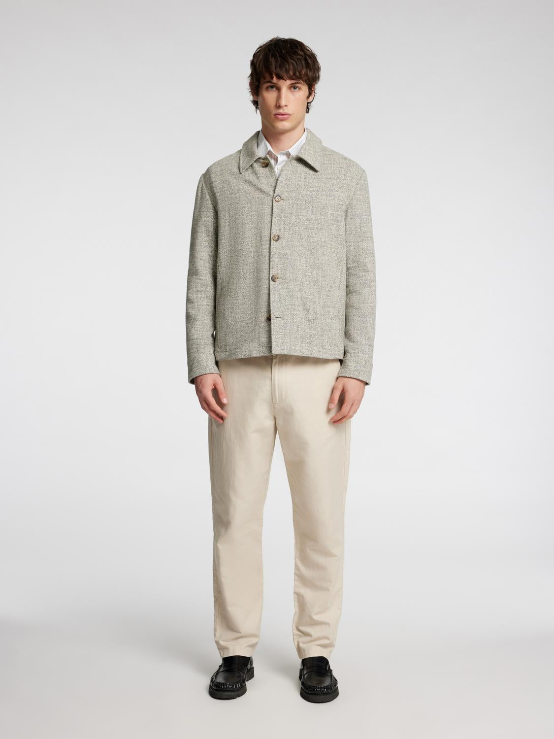 model_shot-front_full